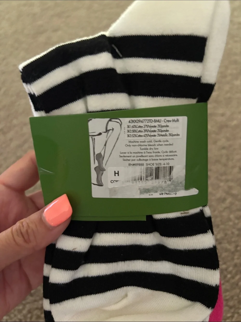 Kate Spade- 3 Pairs red and hot pink heart crew socks with gold heart detail NWT